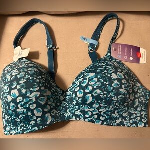 Hanes wirefree moisture wicking padded t-shirt bra